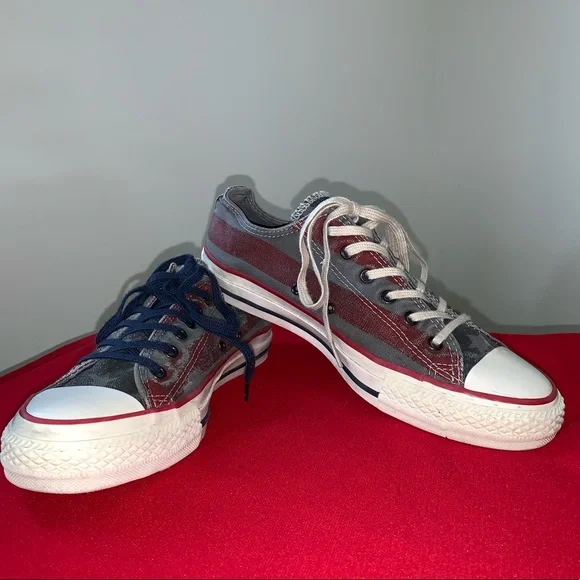 🇺🇸SALE🇺🇸 Converse Chuck Taylor All Star Low Top Sneakers - Picture 1 of 10